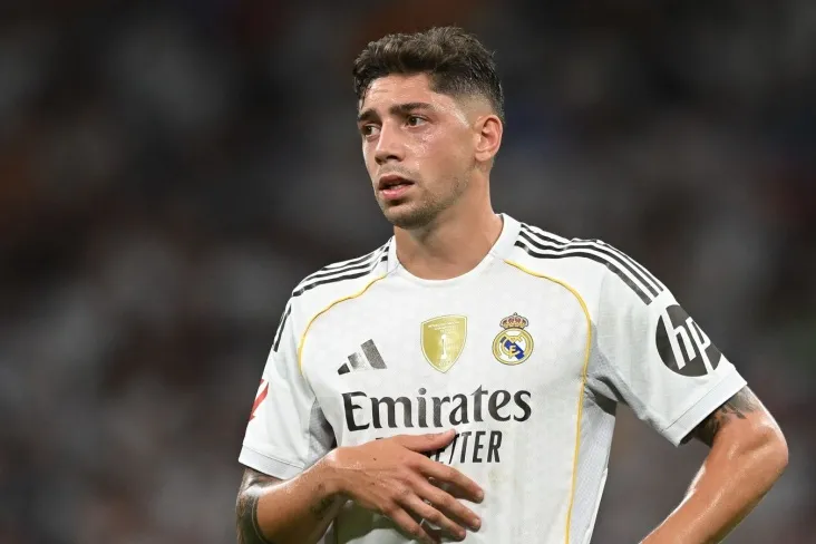 "Atletiko ""Real" bilan derbidan keyin Valverdening diskvalifikatsiya muddatidan noroziligini bildirdi