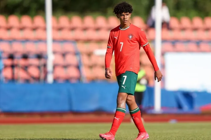 Krishtianu Ronalduning o'g'li "Real" U16 bilan mashg'ulot o'tkazmoqda, Jorjina tribunadan tomosha qilmoqda — Esteban