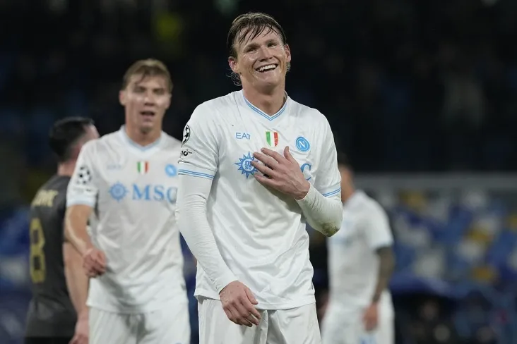 "Everton" ning sobiq murabbiyi transfer unga klubda qolishga yordam berishi mumkin bo'lgan futbolchini nomladi