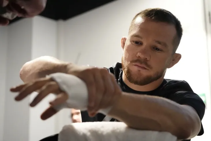 Murabbiy Pereyre-Petr Yan haqida: u tank kabi uradi