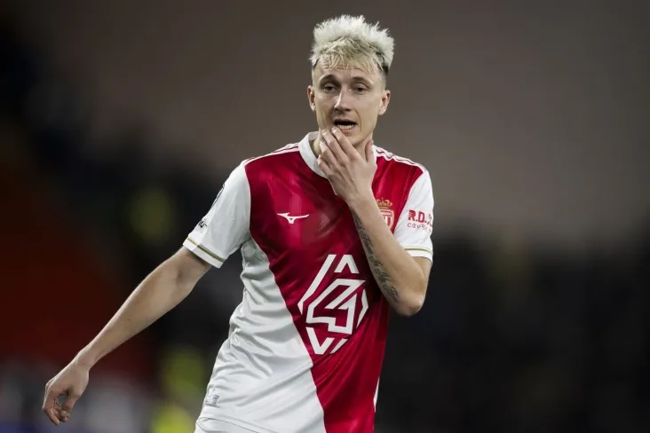 Aleksandr Golovin Monako uchun ketma-ket ikkita o'yinda ikkita chetlatilishini tushuntirdi