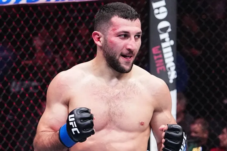 Bekoev UFCdagi birinchi mag'lubiyatni qanday qabul qilganini aytib berdi