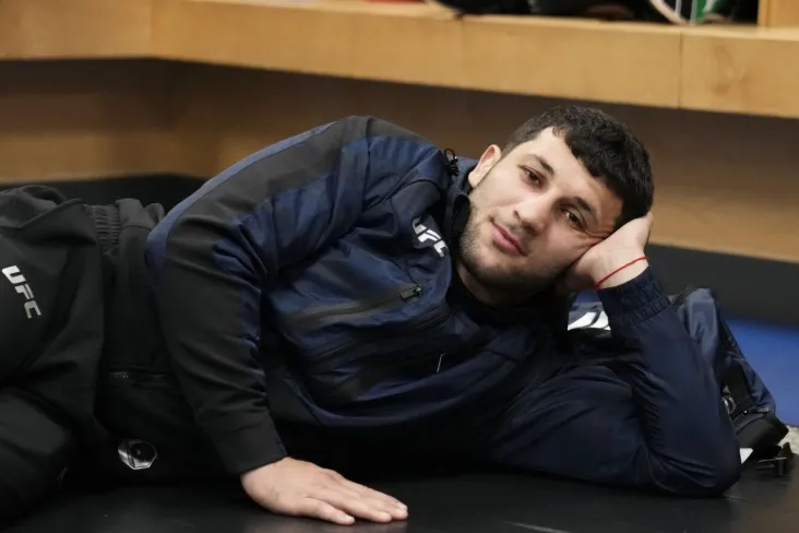 "Men mamnunman-orzularimni amalga oshiraman." Bekoev UFCdagi navbatdagi jangi haqida hazillashdi