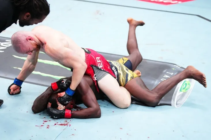 Jo Payfer Adesanyani mag'lubiyatga uchratganidan so'ng UFC o'rta vazn toifasidagi eng yaxshi 6 talikka kirdi