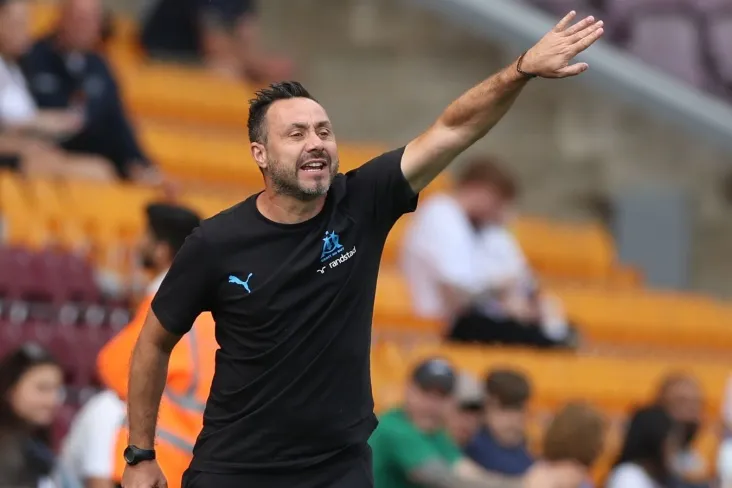 "Tottenxem" muxlislari Grinvudning qo'llab-quvvatlashi tufayli De Dzerbining tayinlanishini qoraladilar