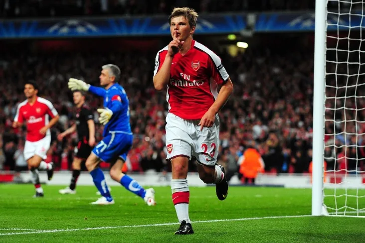 Arshavinning "Arsenal" uchun poker o'yini APL tarixidagi eng yaxshilar qatoriga kirdi