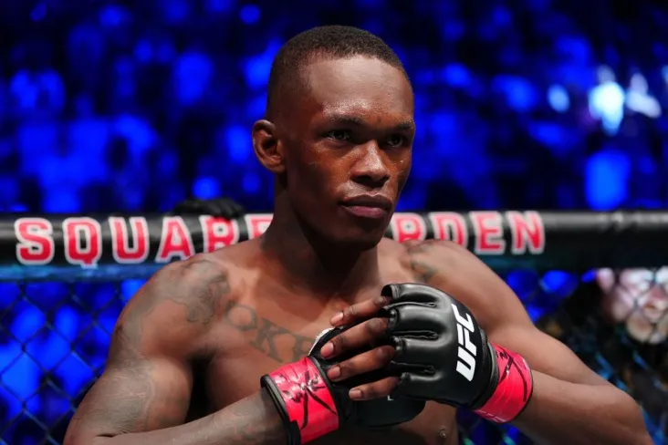 Demetrius Jonson Isroil Adesanya karerasini yakunlashi kerakligini aytdi