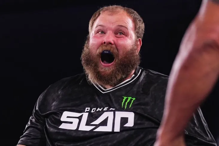 Vasiliy" pelmen " Kamotskiy aprel oyida Power Slap turnirida ishtirok etadi