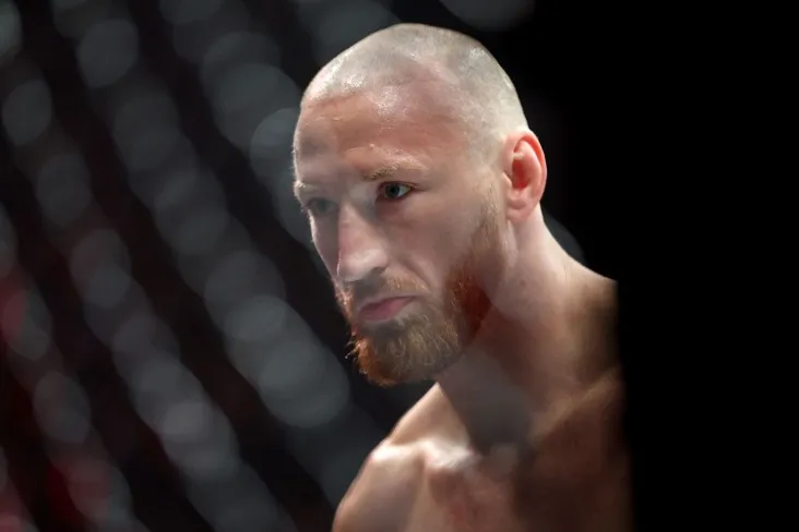 UFCning eng yaxshi jangchisi Striklend Chimayevni mag'lub etish uchun nima qilishi kerakligini tushuntirdi