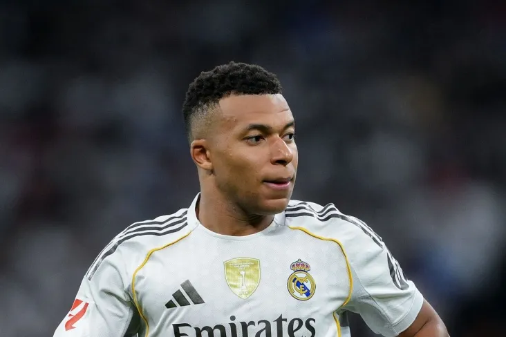 Arbeloa: Mbappe tizzasining holatini muhokama qilishni to'xtatish va uning gollariga e'tibor qaratish vaqti keldi