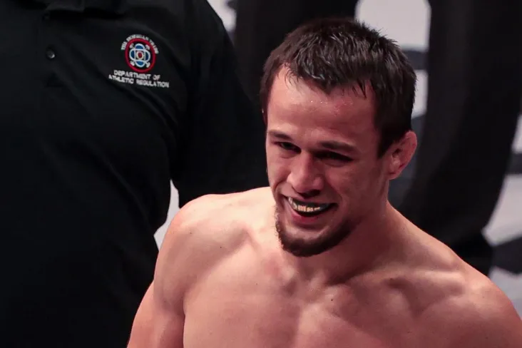 PFL Usmon Nurmagomedov keyingi jangni kim va qachon o'tkazishi kerakligini aytdi