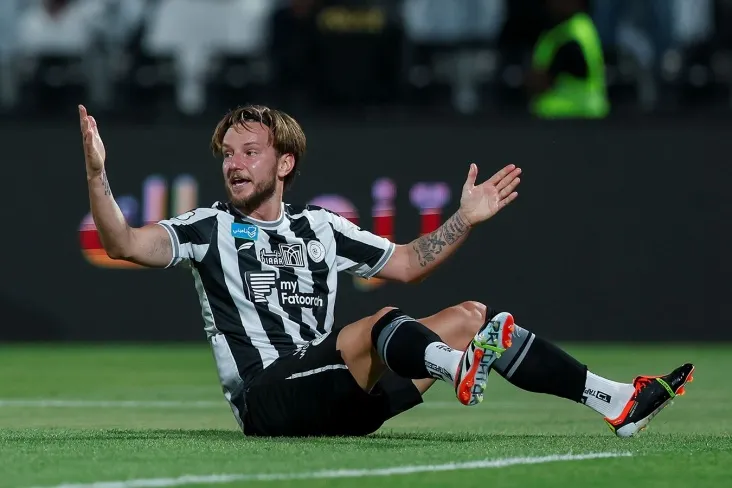 "Barselona" ning sobiq yarim himoyachisi Rakitich Xabi Alonsoning"Real" dan chetlatilishiga munosabat bildirdi