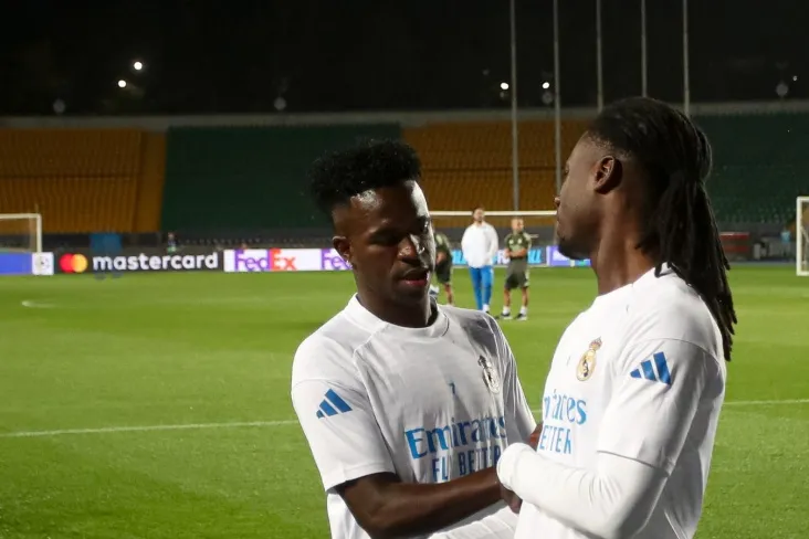 "Shikoyat qiladi va qichqiradi." "Bavariya" afsonasi Lotar Matteus Vinisiusni tanqid qildi