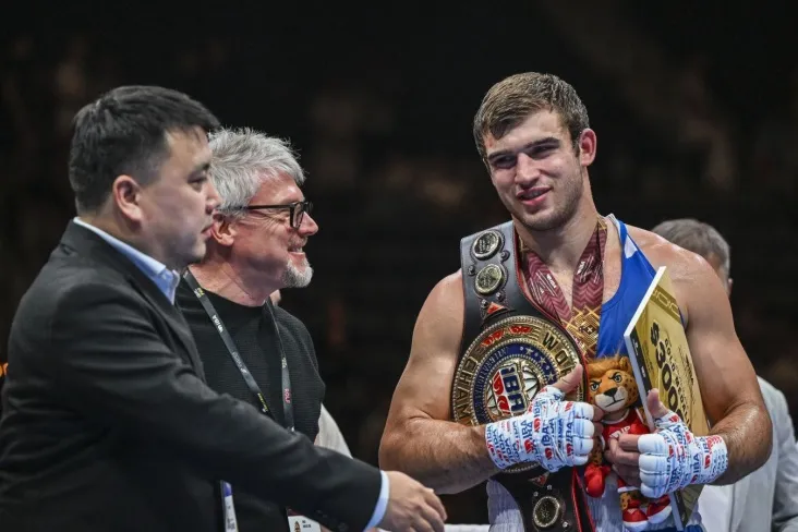 David surov va Aleksey Yegorov 1 may kuni Kaliningradda jang o'tkazadilar