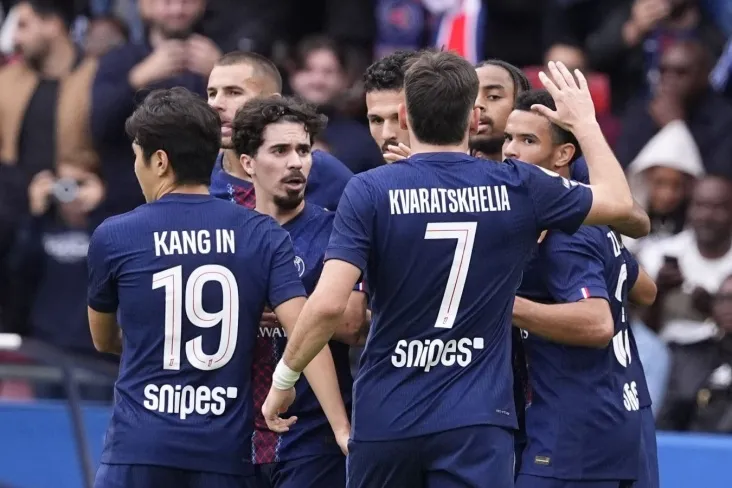 PSJ joriy LCH mavsumida ingliz klublari bilan to'rtta g'alaba va bitta durangga ega