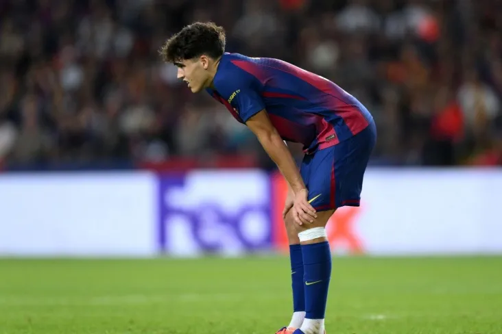 Jerar Pike Chempionlar Ligasida "Atletiko" bilan o'yinda chetlatilganidan so'ng Pau Kubarsini qo'llab-quvvatladi