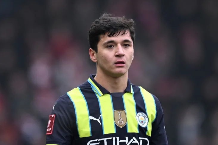 "Xeysen va Bastognedan yaxshiroq". Radimov "man Siti" himoyachisi Husanov haqida