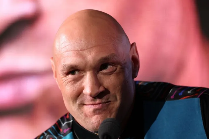 Tayson Fury Londondagi jangidan oldin Arslanbek Mahmudovdan ustun keldi