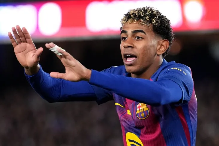 Yamal noqulaylik tufayli "Barselona" mashg'ulotlarini tark etdi — Sport.es