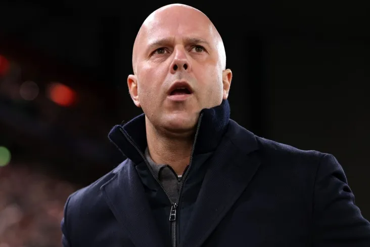 Arne Slot 17 yoshli Rio Ngumoa LCHda PSJga qarshi o'yinda o'ynaydimi, deb javob berdi