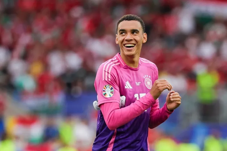 Oliver Kan Musialani jahon chempionatiga safaridan voz kechishga chaqirdi