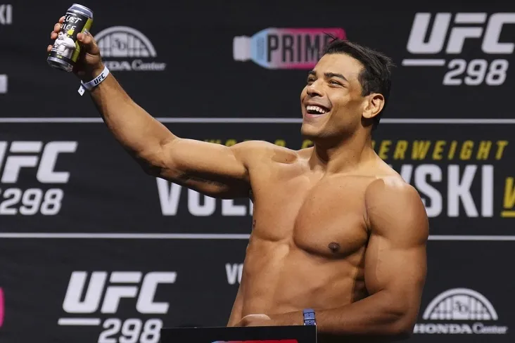 Paulo Kosta Murzakanovni mag'lubiyatga uchratganidan so'ng UFC engil vazn toifasidagi eng yaxshi 7 talikka kirdi
