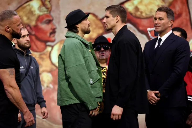 Usik Verxuven bilan jang tanqidlariga qat'iy javob berdi