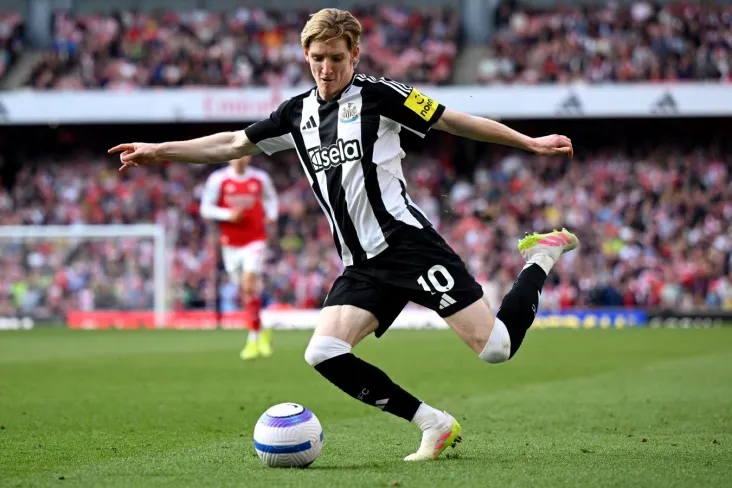 Entoni Gordon yozda Nyukaslni tark etishni kutmoqda-Telegraph