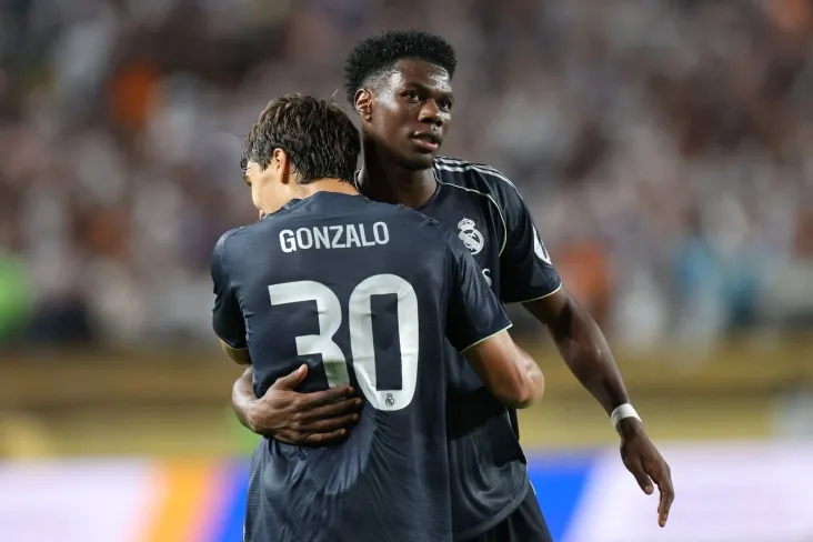 Tchuameni muxlislarning hushtagi va Vinisius bilan bo'lgan irqchi voqeaga izoh berdi