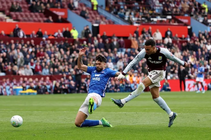 Aston Villa APLning 33-turida yetti gol bilan o'tgan o'yinda Sanderlenddan g'alaba qozondi
