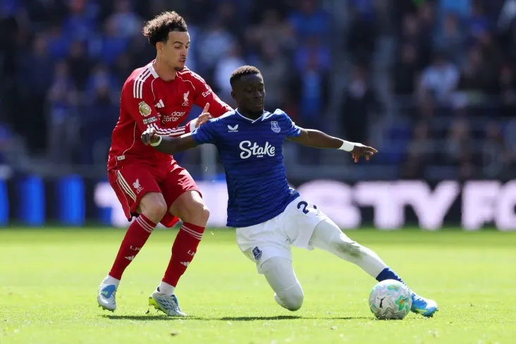 "Liverpul "" Everton " ni mag'lub etib, APLning 33-tur o'yinida g'alaba qozondi