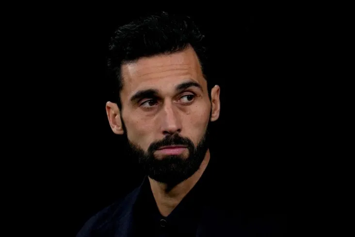 Arbeloa jamoa o'yinchilari bilan munosabatlari va muxlislarning noroziligi haqida fikr bildirdi