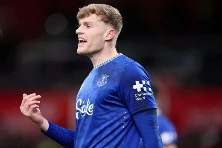 "Everton" himoyachisi Brentvayt eng yaqin jahon chempionatida o'ynamaydi-The Athletic