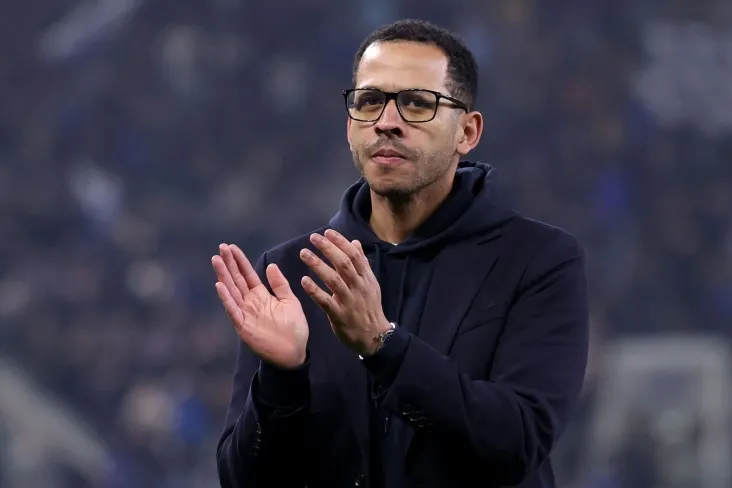 "Chelsi" futbolchilari jamoaning bosh murabbiyi Liam Roseniorga bo'lgan ishonchini yo'qotishdi-BBC