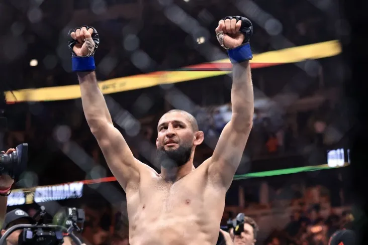 Video: Hamzat Chimaev shon Striklend bilan jang qilishdan oldin Allen bilan sparring qilmoqda