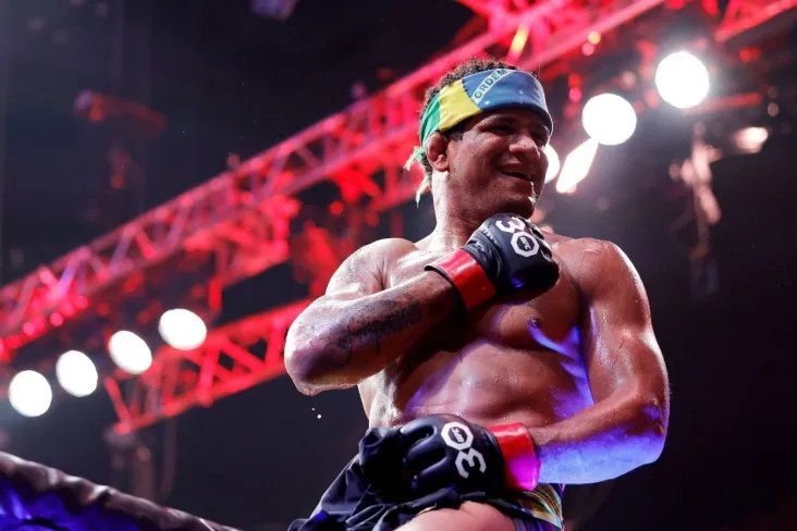 "Bu yigit hamma bilan jang qildi." Sehudo karerasini yakunlagan Gilbert Bernsga hurmat bajo keltirdi