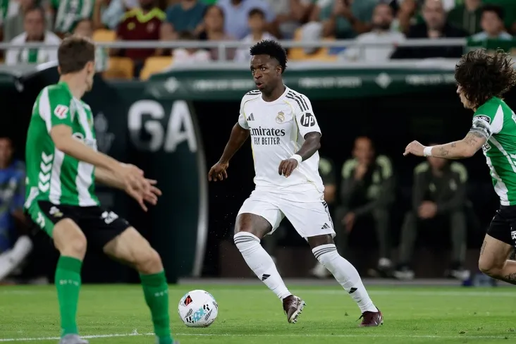 "Real" La ligada "Betis" bilan o'yinning 90 + 4-daqiqasida g'alabani qo'ldan boy berdi