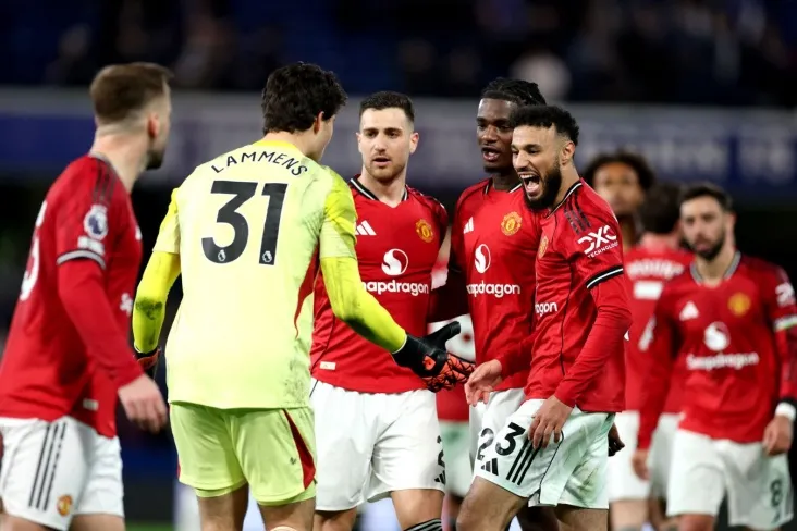 "Manchester Yunayted" ro'yxatida Sautgeyt va yana to'rtta nomzod — TEAMtalk