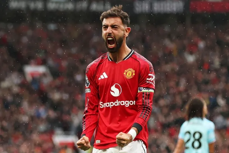 Runi Angliya futbolidagi yilning eng yaxshi o'yinchisi mukofotiga asosiy da'vogarni nomladi