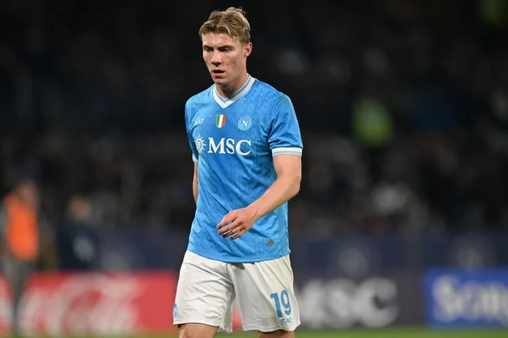 Ouenning fikricha, Xoylund "Manchester Yunayted"uchun foydali bo'lardi. Futbolchi"Napoli" tomonidan ijaraga olingan