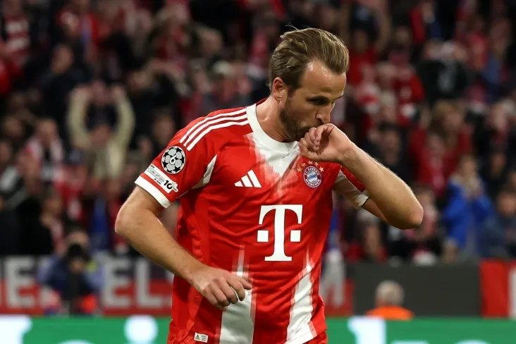 Keyn LCHda o'zining 53-golini urdi va musobaqaning umumiy bombardirlar reytingida Salohga yaqinlashdi