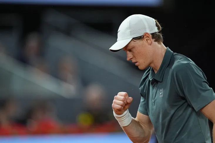 Yannik Sinner Tibo Kurtua bilan suratga tushdi