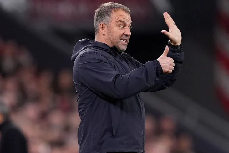 Mundo Deportivo Flick "Barselona"bilan yangi shartnoma imzolaganida xabar berdi