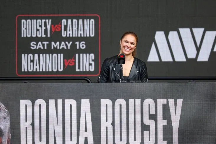 "Sizni boqadigan qo'lni tishlashni to'xtating." Rousey Kayla Xarrisonga javob berdi