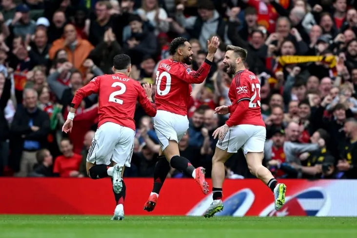 "Manchester Yunayted "APLning 35-turida besh golli o'yinda" Liverpul " ni mag'lub etdi
