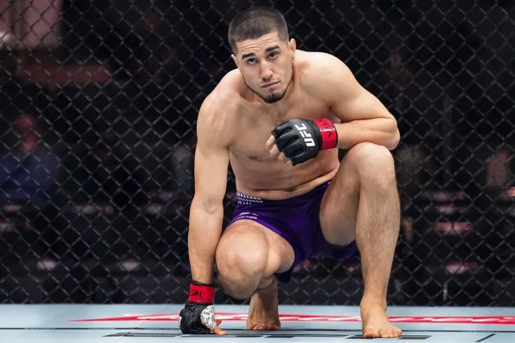 Chimayevning sparring sherigi uning stenddagi ishini yuqori baholadi