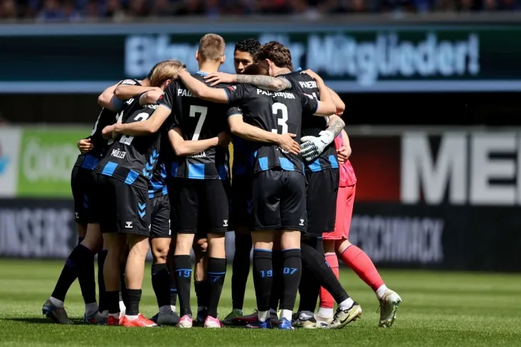 Ikkinchi Bundesliga o'yinining to'g'ridan — to'g'ri video translyatsiyasining boshlanishi "Paderborn 07" - "Karlsrue"