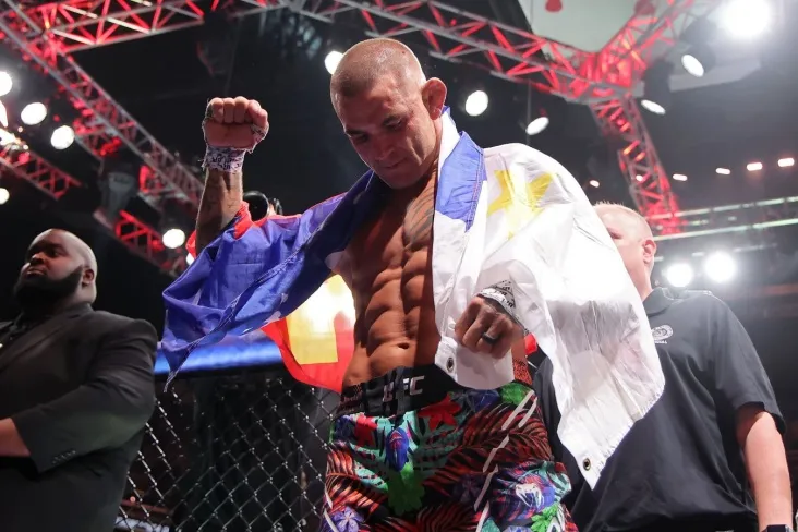 UFC afsonasi Dastin Porier Chimayevning vazni soxtalashtirilganiga ishora qildi
