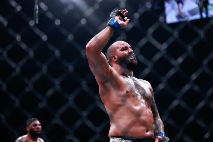 UFC matbuot anjumanidan so'ng xokit Topuriya bilan ziddiyatga munosabat bildirdi