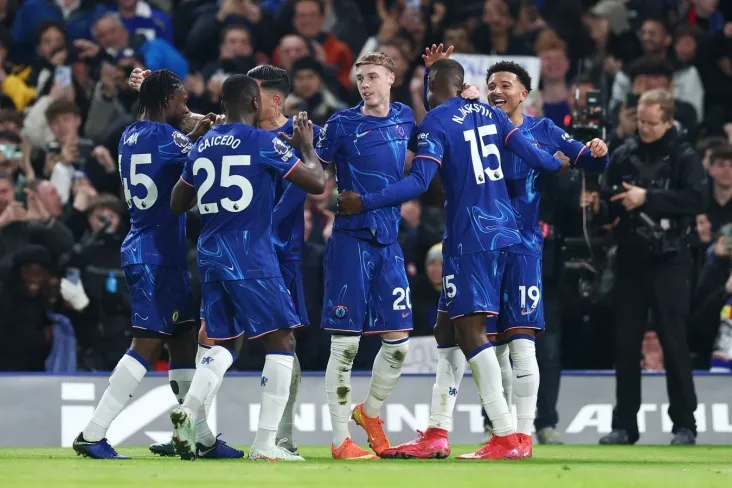"Chelsea" rahbariyati klubni boshqarish strategiyasini o'zgartirishga qaror qildi The Touchline